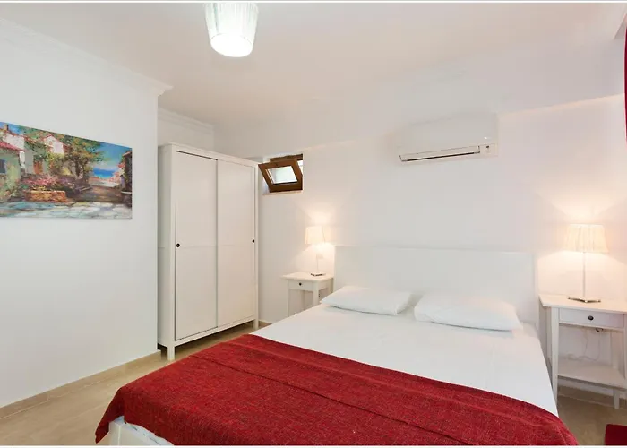 Ayka Hotel